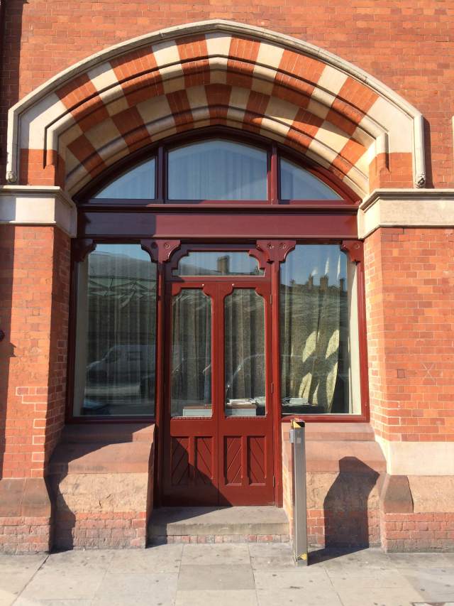 Eurostar Fettered Pleasures